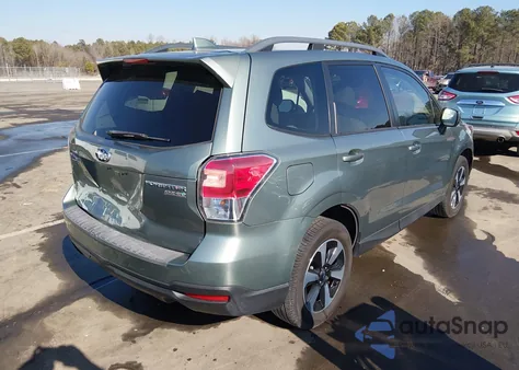 2017 Subaru Forester 2.5I Premium z USA, uszkodzony, nr VIN JF2SJAEC5HH506078